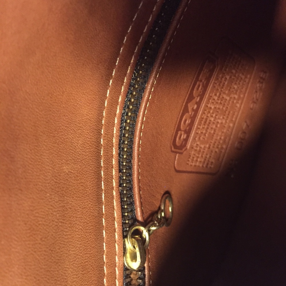 Vintage Coach mini crossbody - Picture 5 of 7
